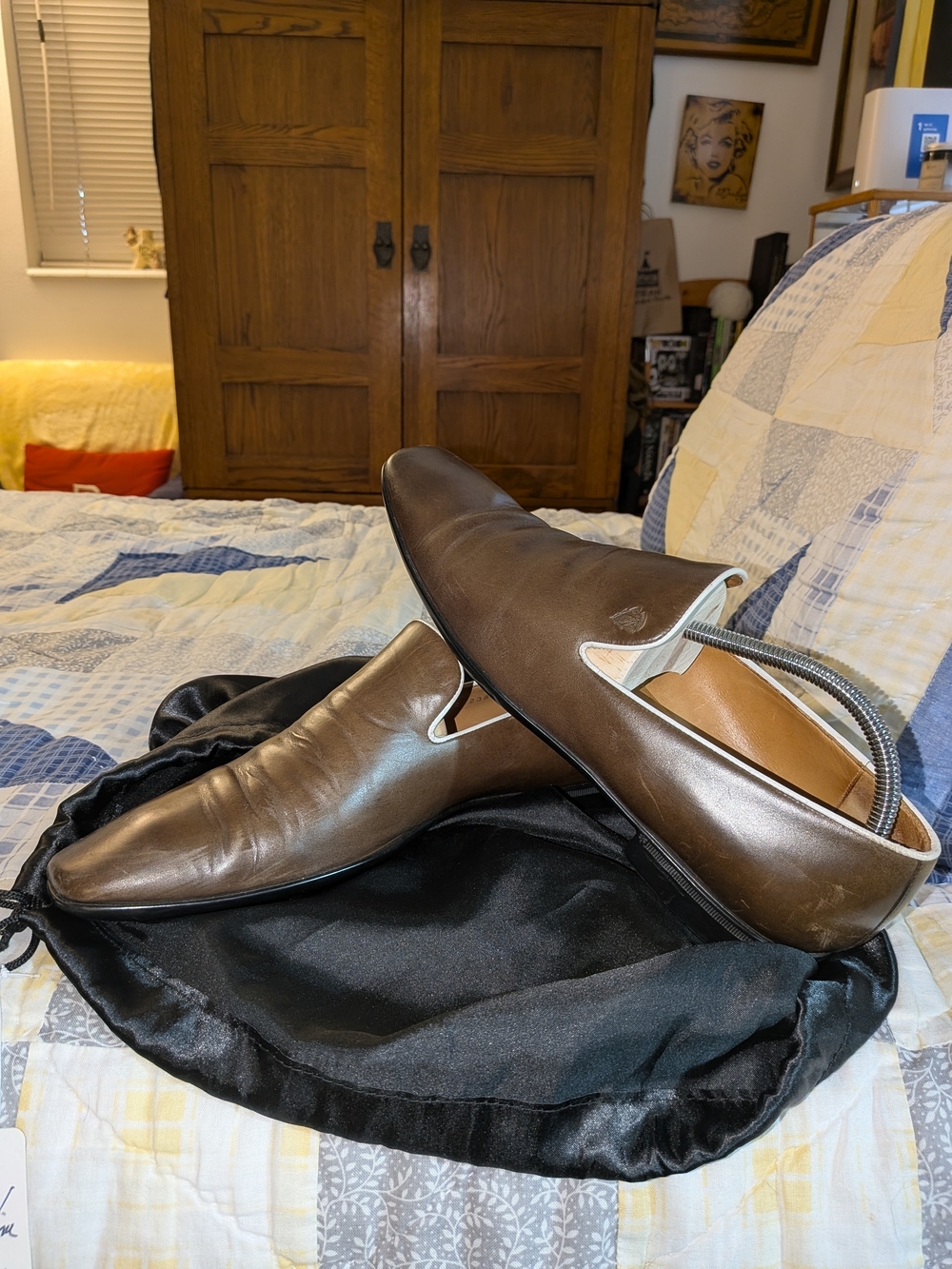 Gucci Vintage Olive Brown Leather Slip-On Loafers with Cream Trim
